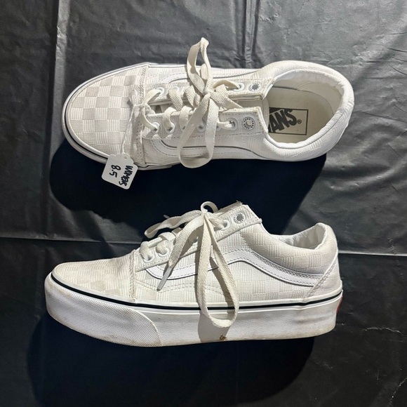 Vans Off The Wall White Checkered Platforms - nearly new - Picture 1 of 4